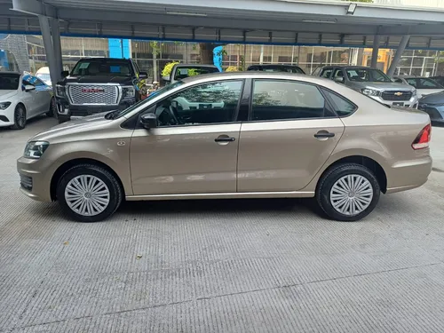 Volkswagen Vento 1.6 Starline Mt