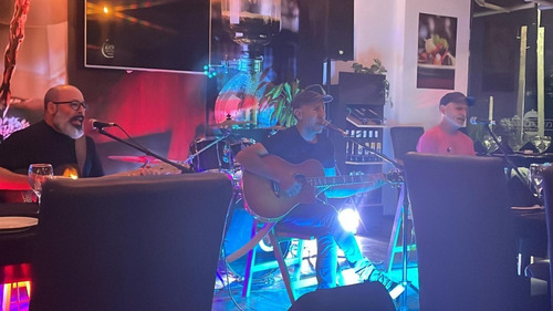 Demo Vintage Show En Vivo Covers Rock Nacional Banda Musica