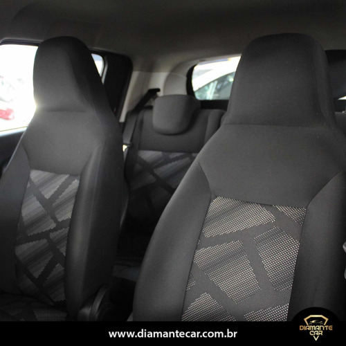 Imagem 6 de 15 de Fiat Mobi 2018 1.0 Easy Flex 5p