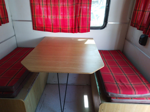 Vendo Motorhome Poco Uso 6 Personas.