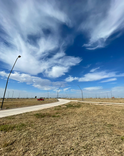 Lote En Venta - Abras De Manantiales - 373 Metros Cuadrados - Gg
