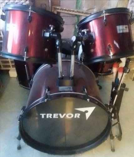 Imagen 1 de 7 de Bombo Bateria,tom Aéreos 2,porta Baquetas Y Pedal