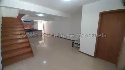 Thownhouse De Oportunidad Lc