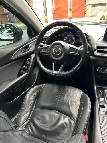 Mazda 3 2.0 Touring At