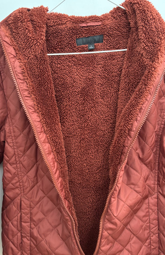 Campera Abrigo Uniqlo - Talle S Con Capucha Y Polar Interno (Usado)