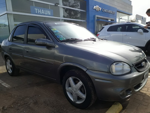 Imagen 2 de 7 de Chevrolet Corsa Classic Gls 2010 (oferta)