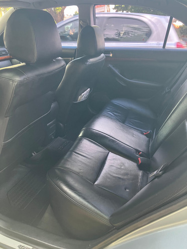 Toyota Avensis 2.0 At