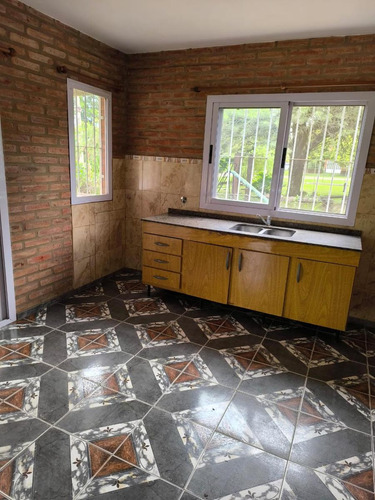 Casa En Venta - 2 Dormitorios 2 Baños - Cocheras - 780mts2 - Villa Rumipal