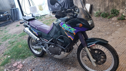Imagen 1 de 10 de Kawasaki Kle500