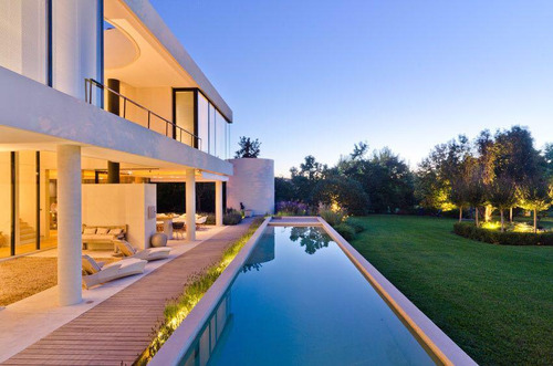 Casa Altos De Pilar 10 Ambientes Sobre Lote 3500 Mts.