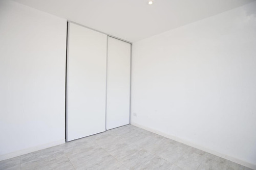 Dúplex En Venta - 2 Dormitorios 2 Baños - Pilar