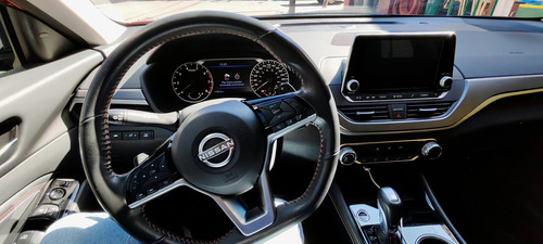 Nissan Altima 2.0 Sr Turbo Cvt