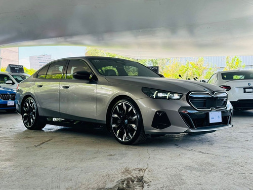 Bmw I5 4p M60 Ev 83.9 Kwh Aut 2024