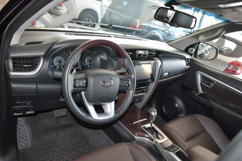 Imagem 4 de 10 de Toyota Hilux Sw4 Srx 4x4 Diesel Automática