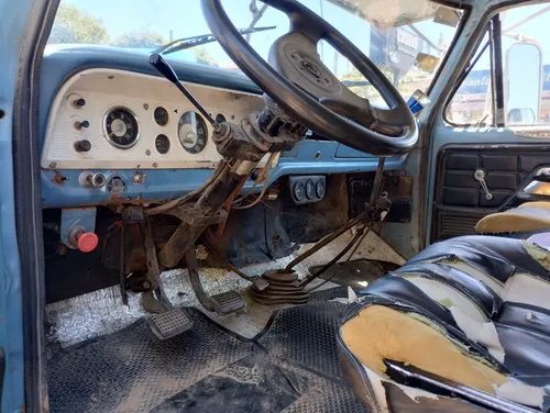 Ford 700 Volcador