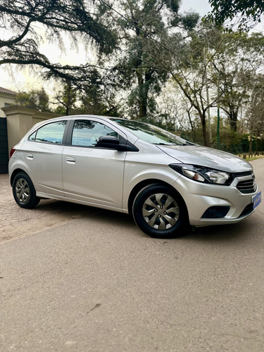 Chevrolet Onix Joy Black Mt