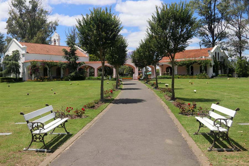 Parcela A Perpetuidad Cementerio Parque Colonial, Partido De Ituzaingó (bs As). Ubicación De Privilegio Sector G Detrás De La Capilla Expensas 2025 Incluidas