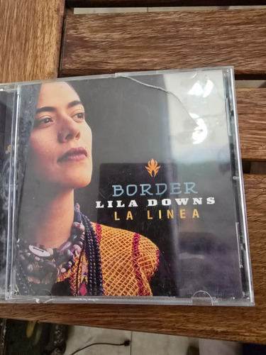 Lila Downs, La Línea (usado) Estándar (Usado)