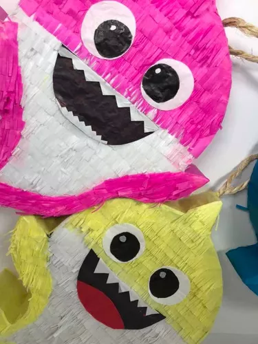 Piñata Baby Shark. Piñatas Infantiles.