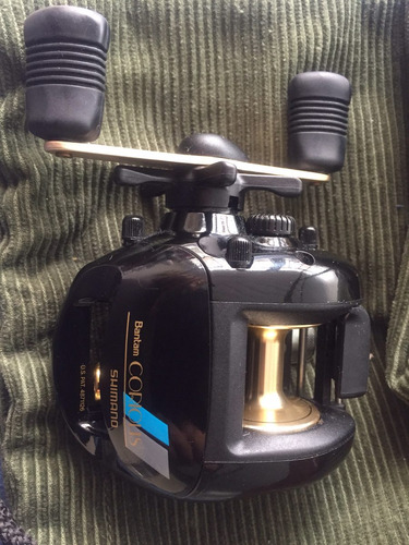 Reel Shimano Coriolis 200 ,japón 2 Rulemanes,freno Magnetico