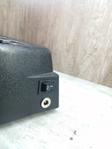 6 Radios I-com Modelo Ic-f1000 Y Base Cargador