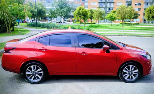 Nissan Versa 1.6 Advance