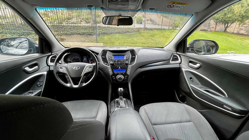 Imagen 7 de 15 de Hyundai Santa Fe Gls 2.4 Aut