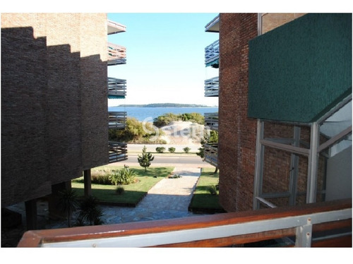 Imagen 2 de 14 de Venta Apartamento 1 Dormitorio, Playa Mansa, Punta Del Este