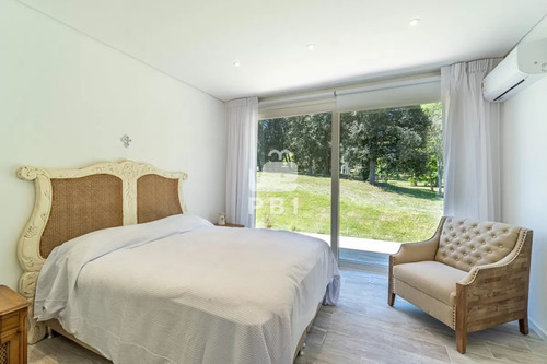 Casa De 3 Dormitorios En Barrio Privado - Ref : Pbi3239