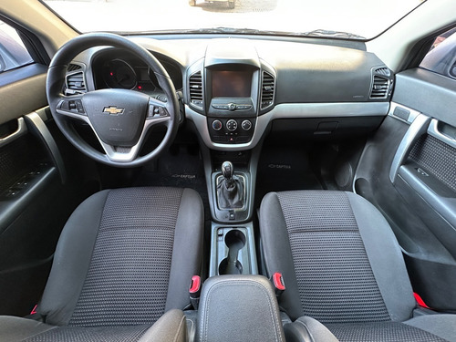 Imagen 5 de 9 de Chevrolet Captiva Ls 2.4 (l17) Impecable