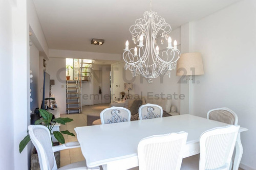 Imagen 2 de 30 de Venta Impecable Departamento 3 Ambientes Con Terraza Y Quincho Propio