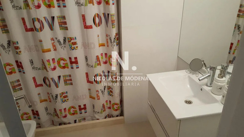 Departamento De 2 Dormitorios En Venta, Torre Esmeralda
