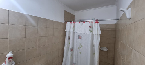 En Venta En Altos De Podesta Barrio Cerrado De 5 Ambientes 2 Baños Garage Dos Autos Fondo. Venta Inmediata F: 9511