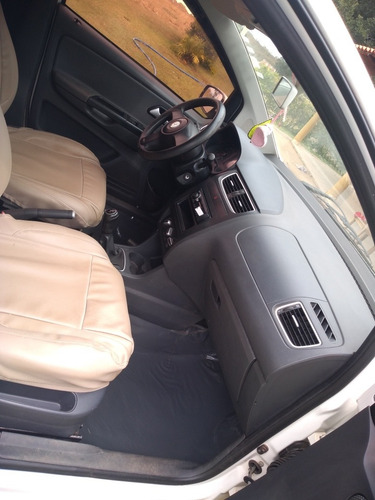 Volkswagen Fox 2011 1.0 Vht Trend Total Flex 5p