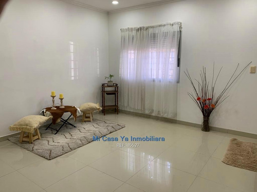 Imagen 10 de 30 de Venta Casa Tres Cruces 2 Dormitorios Patio Balcón Divina! Usd 89.000 Más Saldo