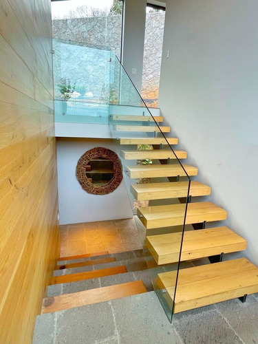 Imagen 20 de 30 de Moderna Casa, Increíble Vista Al Lago, El Santuario, Valle D