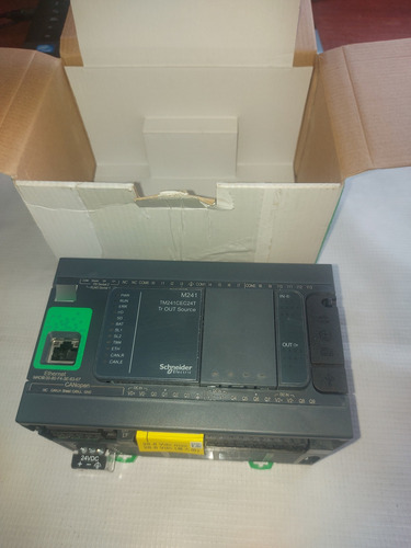 Schneider Modicon Tm241cec24t Controller (Usado)