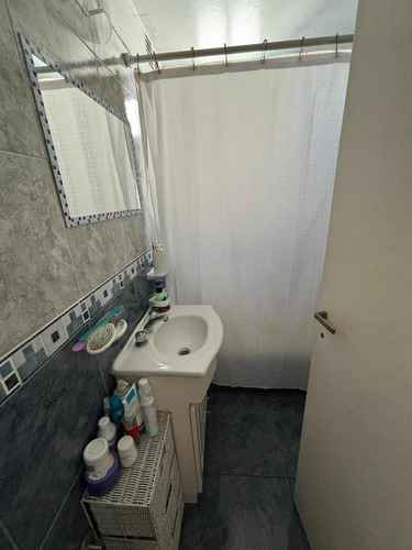 Departamento De Dos Ambientes Con Cochera