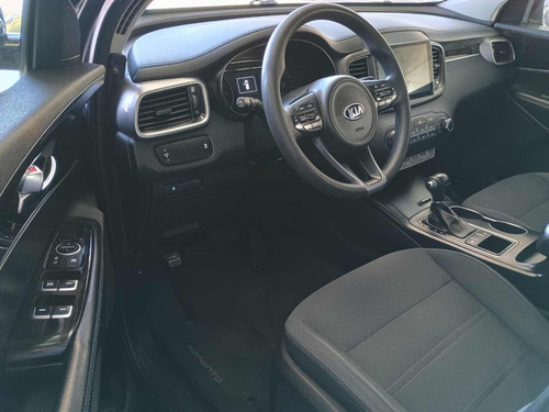 Kia Sorento 2.4 Lx At