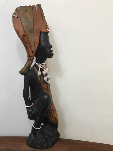 Figura Tribal Tallada En Madera. Origen Africa (Usado)