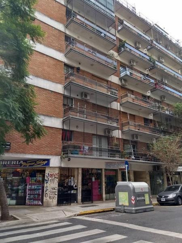 Imagen 8 de 8 de Mono Ambiente Con Balcon Al Frente / Apto Profesional