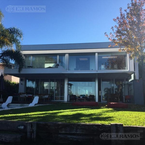 Imagen 3 de 20 de Casa En Venta En Santa Barbara