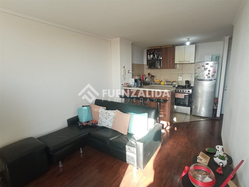 Departamento En Venta De 2 Dorm. En San Miguel
