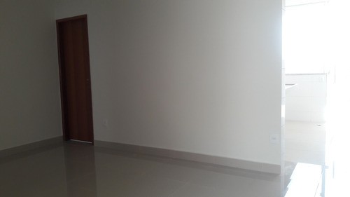 Imagem 2 de 14 de Casa Geminada 02 Quartos Pmcmv
