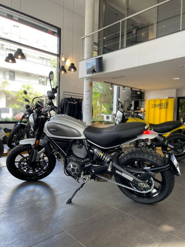 Imagen 3 de 17 de Ducati Scrambler Icon 800cc Año 2018. 850 Km. San Isidro