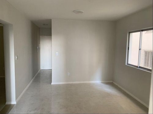 Imagem 1 de 24 de Apartamento No Bairro Centro - Ap4633