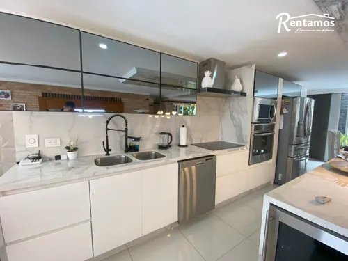 Casa En Venta En La Doctora. Cod V775715