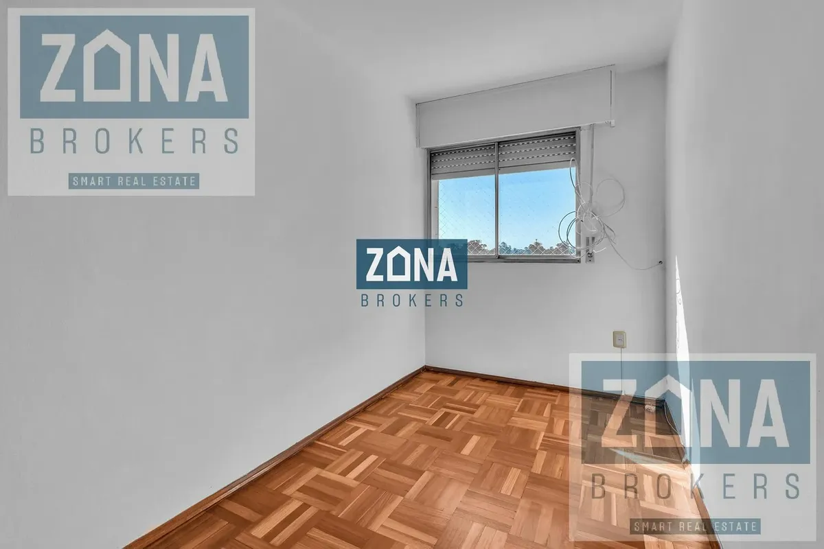 Apartamento En  En Alquiler En Malvin 2 Dormitorios Piso 8 Al Frente · Foto 4