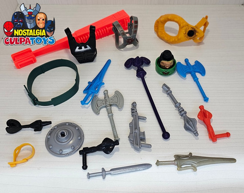 --- Culpatoys Lote De Armas Y Accesorios De Motu Vintage --- (Usado)