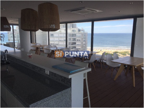 Imagen 19 de 28 de Torre De Categoría Con Piscina En Piso 16